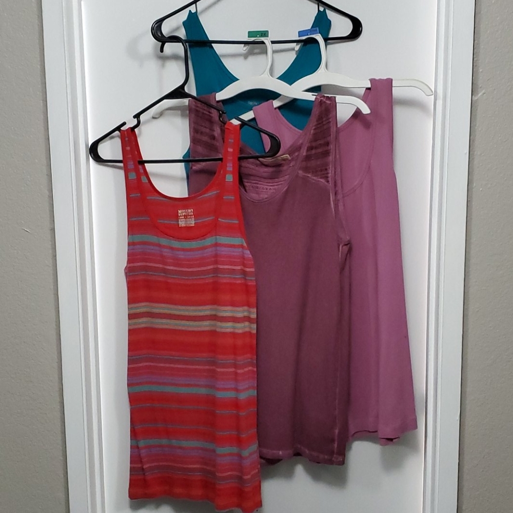 Four tank tops $10